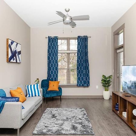 Chic Uptown Unit With Gym, Pool Apartment Charlotte Exterior photo