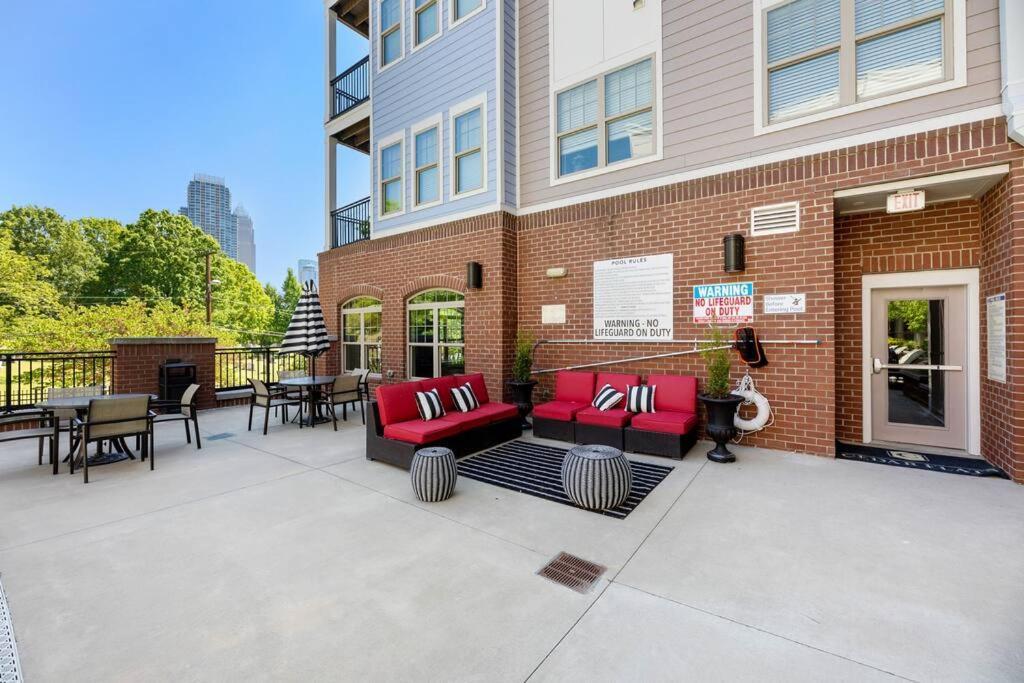 Chic Uptown Unit With Gym, Pool Apartment Charlotte Exterior photo